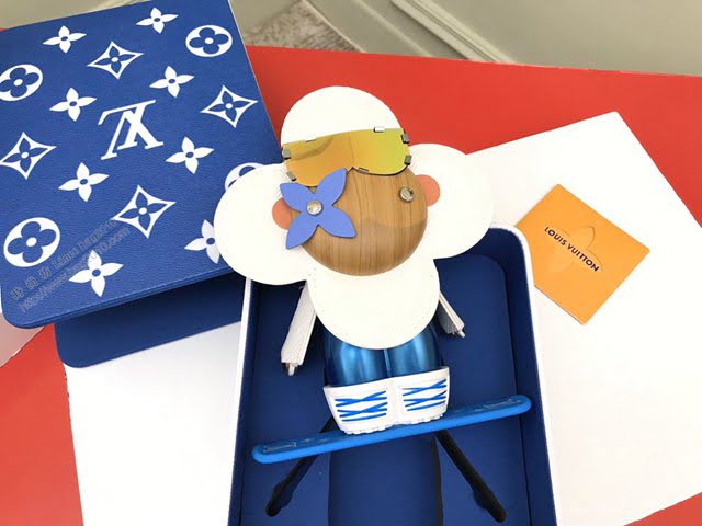 lv飾品 SNOWBOARD VIVIENNE玩偶 驢牌字母標記滑雪板 lv擺件  lvqb1000